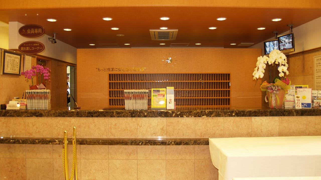 Toyoko Inn Nishitetsu Kurume Eki Higashi Guchi Buitenkant foto