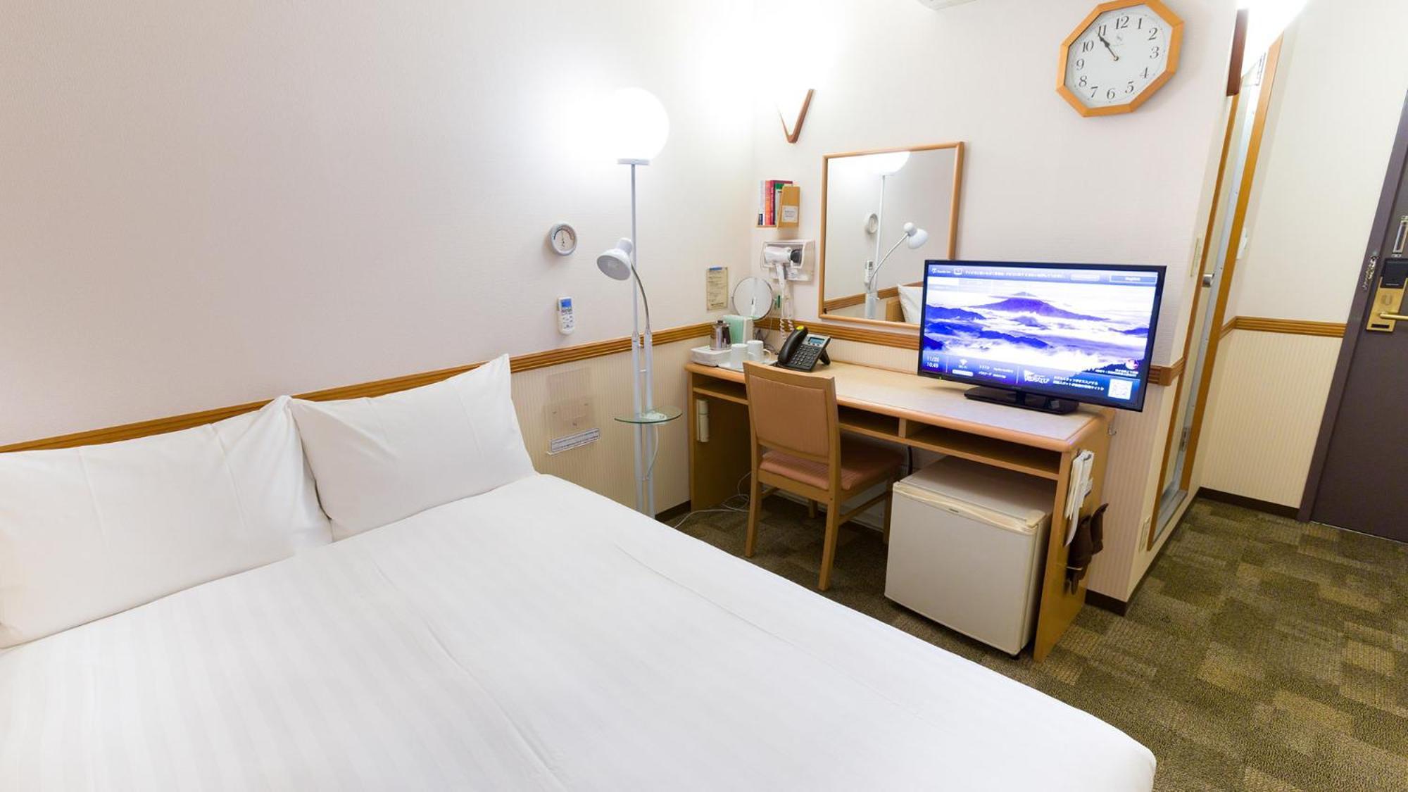 Toyoko Inn Nishitetsu Kurume Eki Higashi Guchi Kamer foto