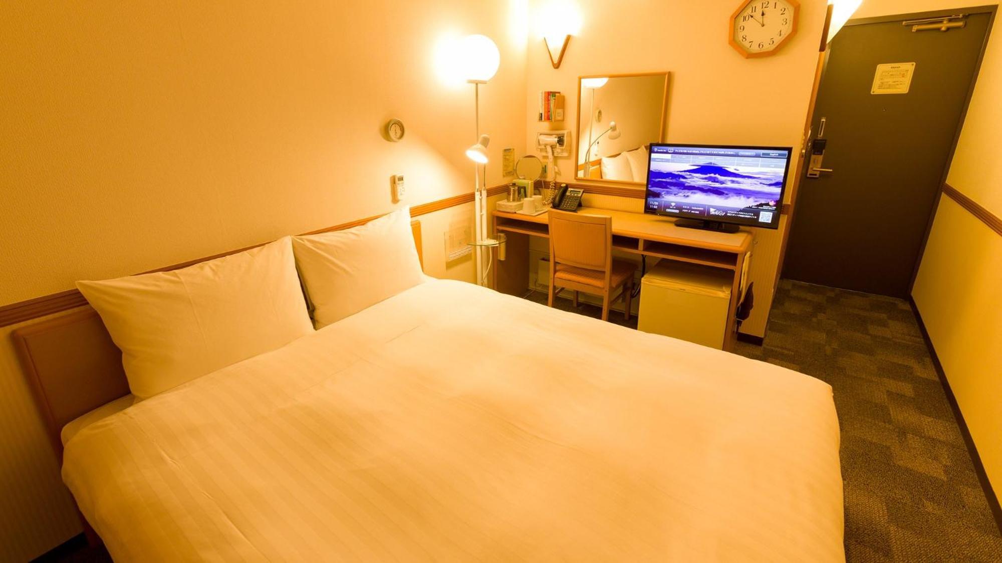 Toyoko Inn Nishitetsu Kurume Eki Higashi Guchi Kamer foto