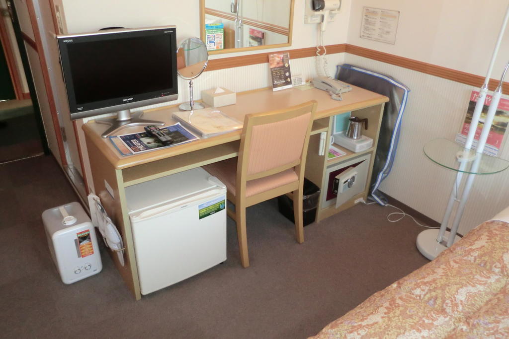 Toyoko Inn Nishitetsu Kurume Eki Higashi Guchi Buitenkant foto